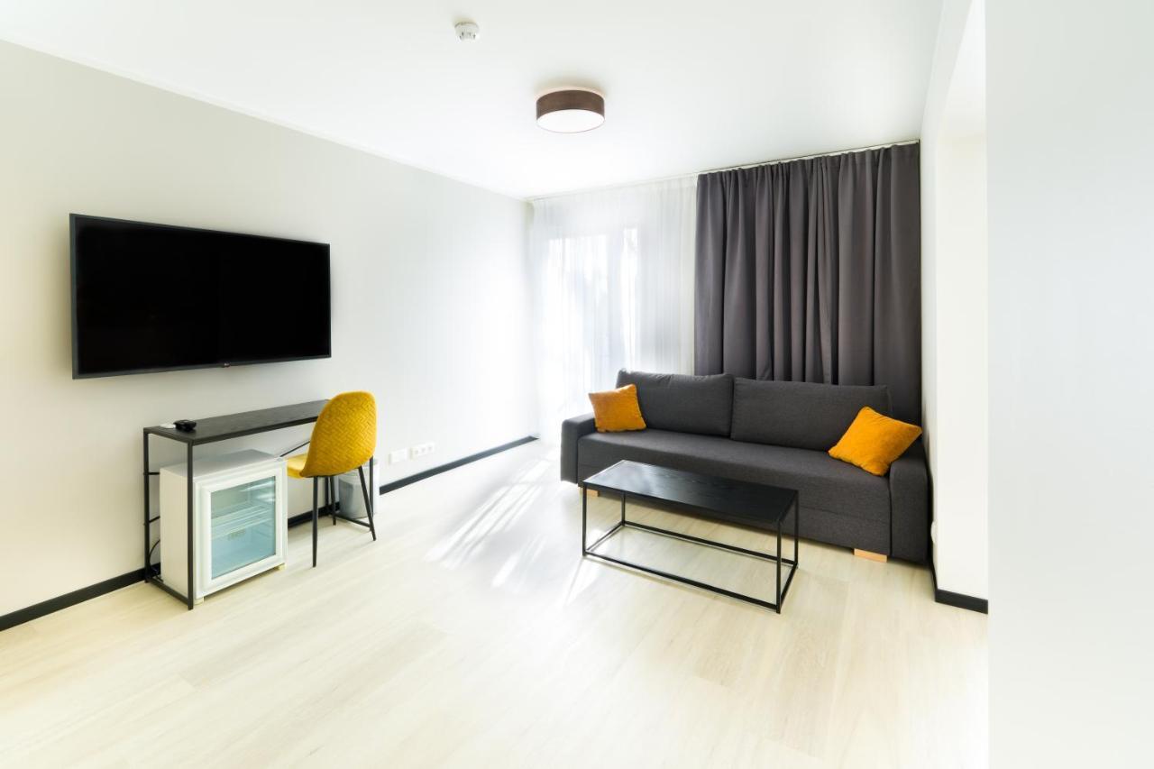 Hotel NOSPA Kuressaare Buitenkant foto