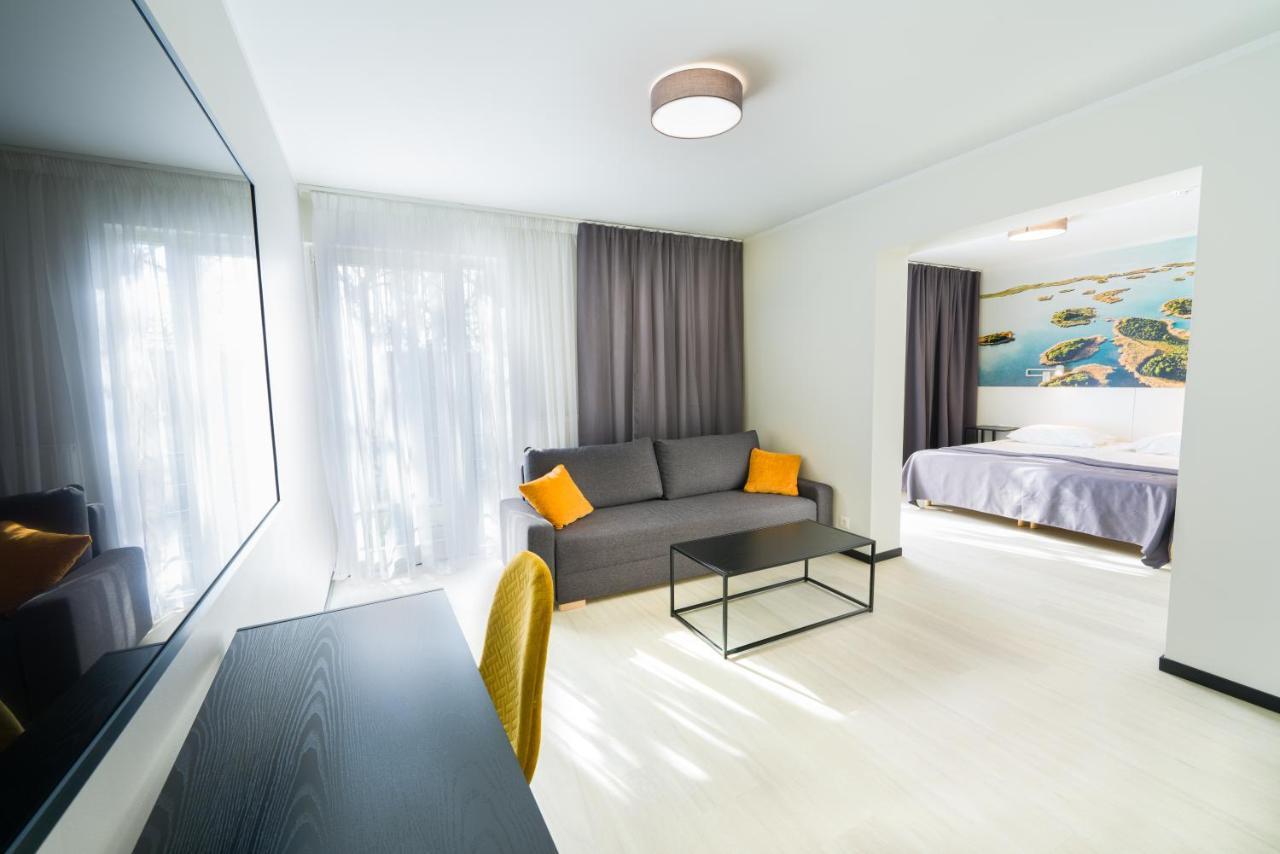 Hotel NOSPA Kuressaare Buitenkant foto