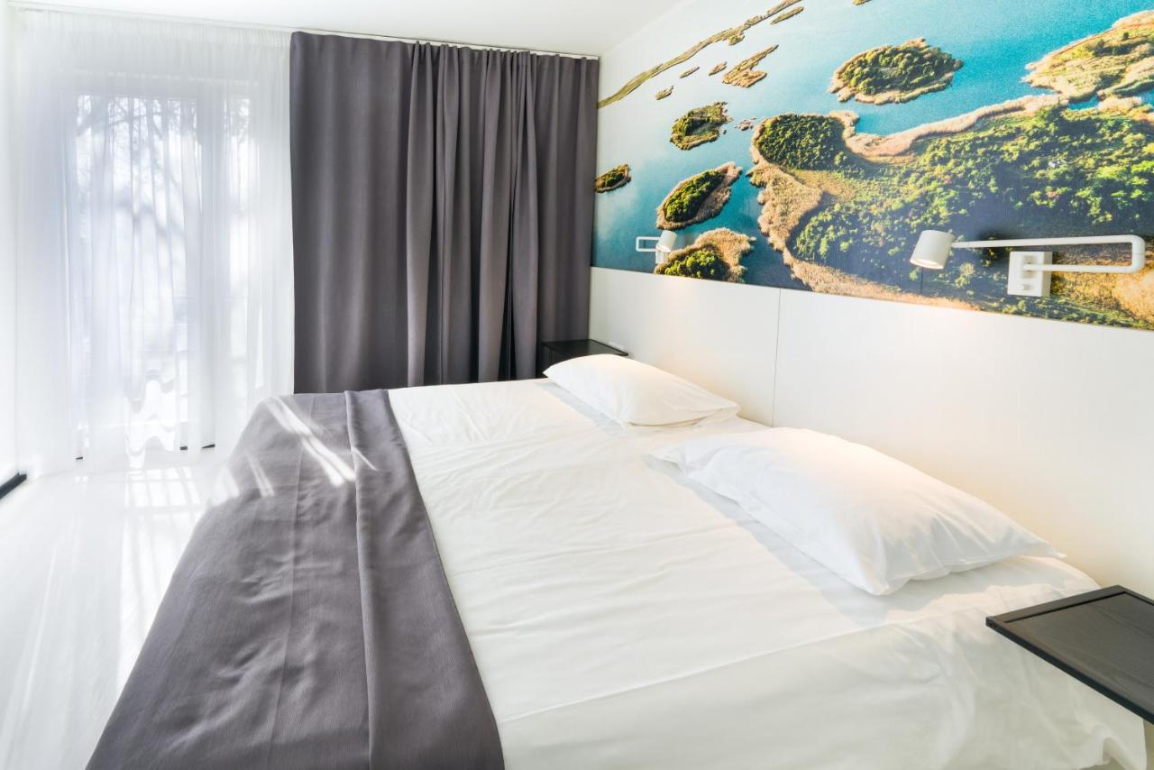 Hotel NOSPA Kuressaare Buitenkant foto